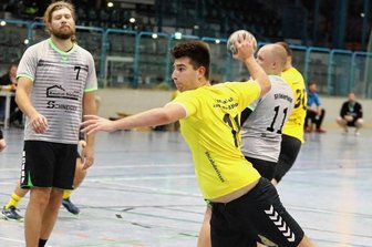 Zweimal Zählbares als Ziel - Lukas Schmidt vom HC Annaberg-Buchholz war mit zwei Treffern gegen den SV Beierfeld am ersten Saisonerfolg beteiligt. Nun möchte er mit seiner Sieben in Rodewisch nachlegen.