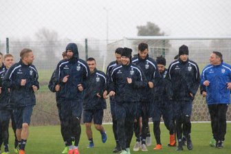 Zweistellige Plusgrade - aber Regen im CFC Trainingslager - 