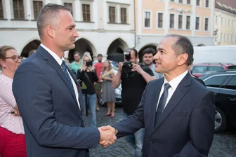 Zweite Wahlrunde in Görlitz - Duell zwischen Ursu und Wippel - Bei der Oberbürgermeisterwahl in Görlitz stehen sich in der zweiten Runde Amtsinhaber Octavian Ursu (CDU) und der AfD-Landtagsabgeordnete Sebastian Wippel gegenüber. (Archivbild)