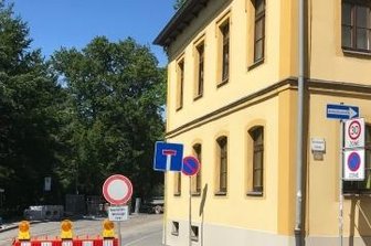 Zweiter Bauabschnitt der Freiberger Wallstraße hat begonnen - Die B 101 ist in Freiberg zwischen Waisenhausstraße und Nonnengasse gesperrt. 