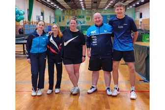 Zweithöchstes Spielniveau in Sachsen: Zwei vogtländische Tischtennisspieler schaffen in Döbeln das nächste Level - Diese fünf Vogtländer waren beim Quali-Turnier der Rangliste 1: Chantal Prochnau (v.l.), Valentina Bonarewitz, Jeannine Wölfel, Carsten Wolf und Erik Balasz.