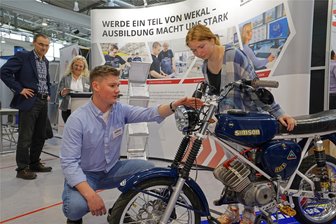 Zwickau: Ausbildungsmesse in der GGZ-Arena - In der Region gibt es immer wieder Angebote, sich über Ausbildungsmöglichkeiten zu informieren.