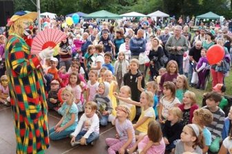 Zwickau: Beim "Zwikkifaxx" gibt's diesmal kein Feuerwerk - Auch Clown Brandolino gehörte schon zu den Mitgestaltern bei Zwikkifaxx und begeisterte die Kinder.