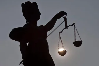 Zwickau: Bewährungsstrafe für Baubetrüger -