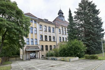 Zwickau: Bisher kaum Kaufinteresse an der alten Goetheschule - Seit drei Jahren steht die Goetheschule leer. Bisher fand sich kein Käufer.