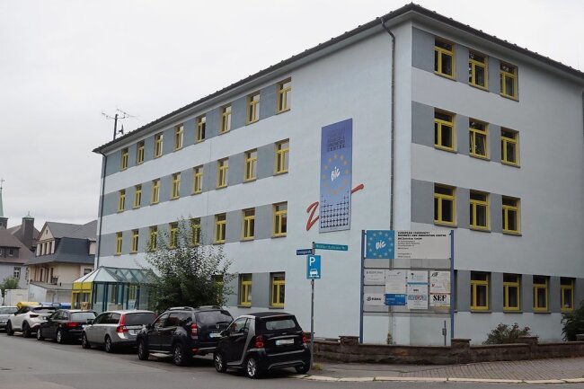 Zwickau darf Gründerzentrum nicht einfach so zurückkaufen - Am BIC-Stammsitz an der Lessingstraße in Zwickau werden fast nur noch Räume vermietet. 