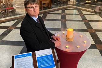 Zwickau: Friedensgebet im Dom Sankt Marien - Superintendent Harald Pepel beim ersten Friedensgebet für die Ukraine im Februar 2022.