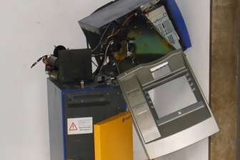 Zwickau: Geldautomat der Postbank aufgebrochen -