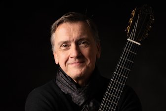 Zwickau: Gitarrenprofessor konzertiert am KON -