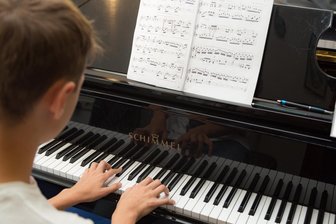 Zwickau: „Jugend musiziert“ im Sparkassensaal – Eintritt frei - Beim Preisträgerkonzert „Jugend musiziert“ treten Talente in Zwickau auf.