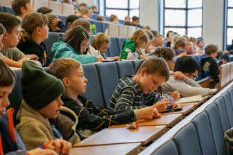 Zwickau: Kinder-Uni erlebt Teilnehmerrekord - So viele neugierige junge Teilnehmer wie noch nie wurden bei der Kinder-Uni gezählt.