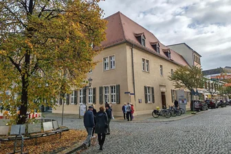 Zwickau: Kindermaskenball zum Purim‑Fest im Robert‑Schumann‑Haus - Im Robert-Schumann-Haus steigt am 3. März ein Maskenball für Kinder.
