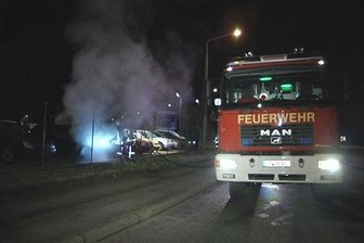 Zwickau: Pkw-Brand in der Muldestraße - Brandstiftung nicht ausgeschlossen -