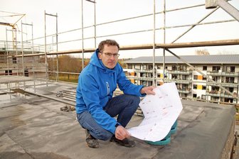 Zwickau: Ressourcenschonende Sanierung der Plattenbauten in Neuplanitz - Torsten Täufel leitet das Wewobau-Projekt zum Umbau von Plattenbauten in modernen Wohnraum.