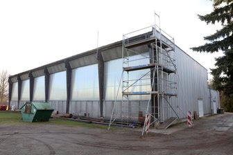 Zwickau: Sportler von Hallensperrung kalt erwischt - Die Halle des TSV Crossen ist wegen Sicherheitsmängel derzeit gesperrt.