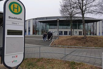 Zwickau übernimmt die Steuer für die Stadthalle - Keine Pleite des Investors, die Halle geht in diesem Jahr regulär an das Rathaus über. Das kostet voraussichtlich 800.000 Euro extra.