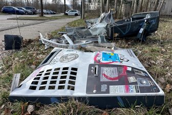 Zwickau Unbekannte sprengen Zigarettenautomat - An der Makarenkostraße ist ein Zigarettenautomat gesprengt worden.