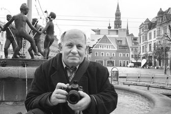 Zwickau verliert ein Original: Stadtbekannter Fotograf soll letzte Ruhe in Sizilien finden - Alfredo Randazzo war ein Zwickauer Original.
