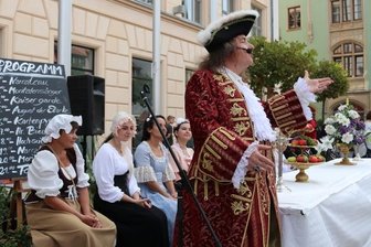 Zwickau wie in früheren Zeiten - August der Starke wird das Historische Markttreiben zu Zwickau wie schon anno 2018 mit seinem Besuch beehren.