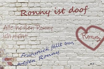 Zwickauer Disko wirbt mit „Kommt nicht im Ronny-Outfit“: Was sagen Ronnys aus der Region dazu? - Ist der Name Ronny wirklich so schlimm oder einfach total normal?