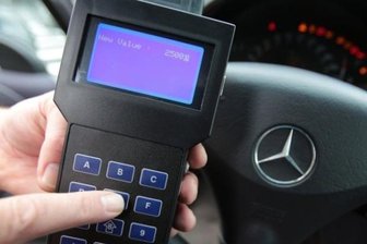 Zwickauer Ex-Autohändler wegen Tachomanipulationen verurteilt -