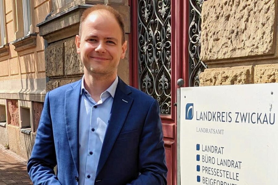 Zwickauer Ex-CDU-Stadtchef wird neuer Sprecher von Landrat Michaelis - Sebastian Brückner leitet die neue Stabsstelle Kommunikation im Landratsamt. 