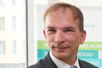 Zwickauer HBK-Chef rechtfertigt Abwesenheit bei Paracelsus-Betriebsversammlung - HBK-Geschäftsführer Rüdiger Glaß fühlt sich ungerecht behandelt: Er sei bei der Betriebsversammlung öffentlich vorgeführt worden.