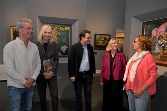 Zwickauer Kunstsammlungen schicken Max Pechstein auf Tournee - Freuen sich, die Zwickauer Pechstein-Sammlung der Welt zeigen zu können: Martin Pechstein, Enkel von Max Pechstein, Bianca Dommes, Leiterin des Kulturamtes Zwickau, Maximilian Letze vom Institut für Kulturaustausch, Petra Lewey, Leiterin Kunstsammlungen, und Julia Pechstein, Enkelin von Max Pechstein.