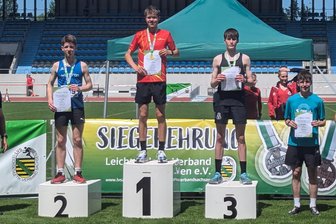 Zwickauer Leichtathlet macht unverschuldete Enttäuschung mit zwei Titeln wett - Diego Molnar vom SV Vorwärts Zwickau kehrte mit zwei Titeln von der Landesmeisterschaft zurück.