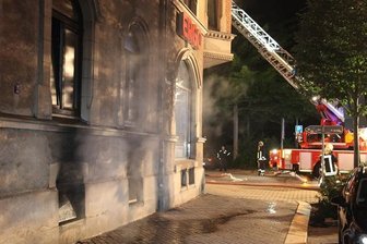Zwickauer Mehrfamilienhaus nach Kellerbrand nicht mehr bewohnbar - 