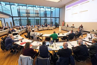 Zwickauer Stadträte sichern sich mehr Mitspracherecht: „Unsere Aufgabe ist die Kontrolle der Verwaltung“ - Die Zwickauer Stadträte geben sich selbstbewusst und haben ihre Kompetenzen am Donnerstag ausgeweitet.