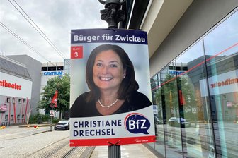 Zwickauer Stadtrat: Bürger für Zwickau gründen ihre Fraktion - Die BfZ hatte im Wahlkampf mehr als 60 Kandidaten aufgestellt. Sechs von ihnen schafften es in den Rat.
