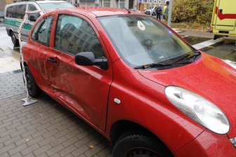 Zwickauer Straße: Kollision auf Kreuzung - Laut Polizei soll es Verletzte geben.