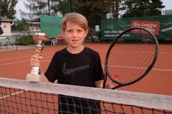 Zwickauer Talent lässt aufhorchen - Phil Oehmigen vom 1. TC Zwickau hat sein Talent beim Ost-Masters in Dresden unter Beweis gestellt. 