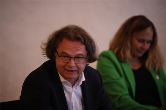 Zwickaus Beitrag zur Kulturhauptstadt Chemnitz: Etwas Wismut und Liegestühle im Dom - Paul Kaiser hat die Ausstellung rund um die Wismut zusammengestellt. Sie wird im Rahmen des Kulturhauptstadtjahres zu sehen sein.