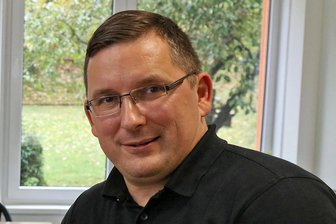 Zwickaus Kreissportbund-Präsident fordert vom Freistaat mehr Geld für marode Sporthallen - Nach lachen ist Jens Juraschka nicht zumute: Die Antwort von Sachsens Ministerpräsident lässt ihn fast verzweifeln.