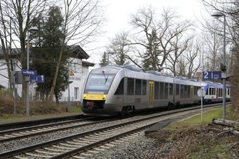 Zwischen Chemnitz und Leipzig mehr Züge zu Ostern: Doch die Entlastung für den RE 6 hat nicht nur einen Haken - Zwischen Chemnitz und Leipzig rollen rund um das Osterwochenende zusätzliche Züge. Reisende sollten einige Besonderheiten beachten.