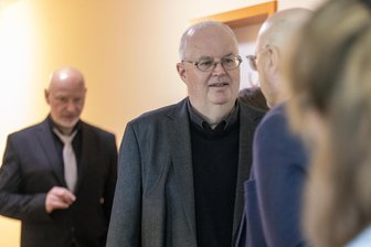 Zwischen Landtag und Erzgebirge: Politneulinge des Bündnisses Sahra Wagenknecht eröffnen Bürgerbüro - Es gibt viel zu besprechen für die beiden Landtagsneulinge Ulf Lange (l.) und Ingolf Huhn.