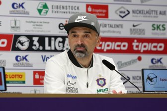 Shubitidze bleibt Trainer: Das sagen Fans von Erzgebirge Aue zur Entscheidung - Khvicha Shubitidze geht als Cheftrainer mit dem FC Erzgebirge Aue in die Fußball-Regionalliga.