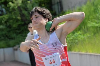Zwölf Normerfüllungen: Thurmer Leichtathleten überzeugen beim Heimspiel - 