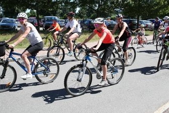 Zwönitztal-Radtour lädt auf vier Strecken zum Erkunden ein - Bei Familienrunden, wie hier im Bild bei einer früheren Auflage der Zwönitztal-Radtour, steht vor allem der Spaß am gemeinsamen Radfahren im Vordergrund.