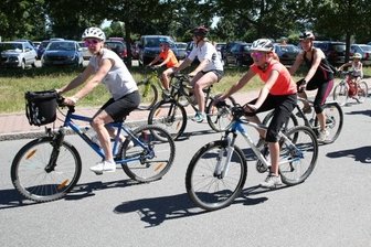 Zwönitztal-Radtour lädt zum Erkunden ein - Bei Familienrunden, wie hier im Bild bei einer früheren Auflage der Zwönitztal-Radtour, steht vor allem der Spaß am gemeinsamen Radfahren im Vordergrund.