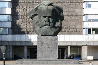Zylinder von Marx-Kopf wieder entfernt -
